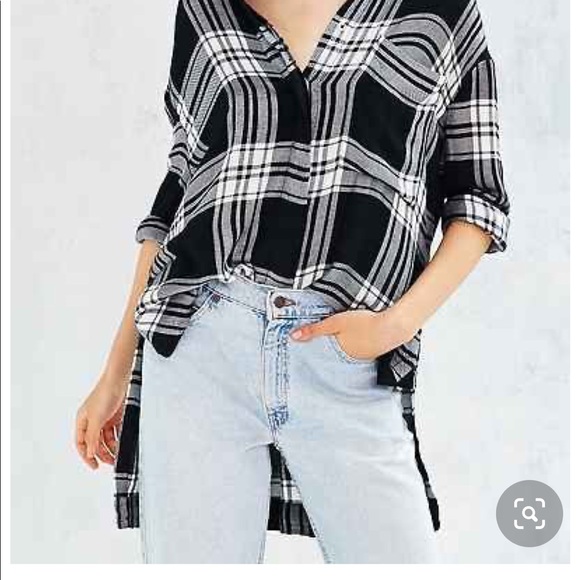 BDG Oversized Black and White Button Up Flannel - Picture 4 of 5